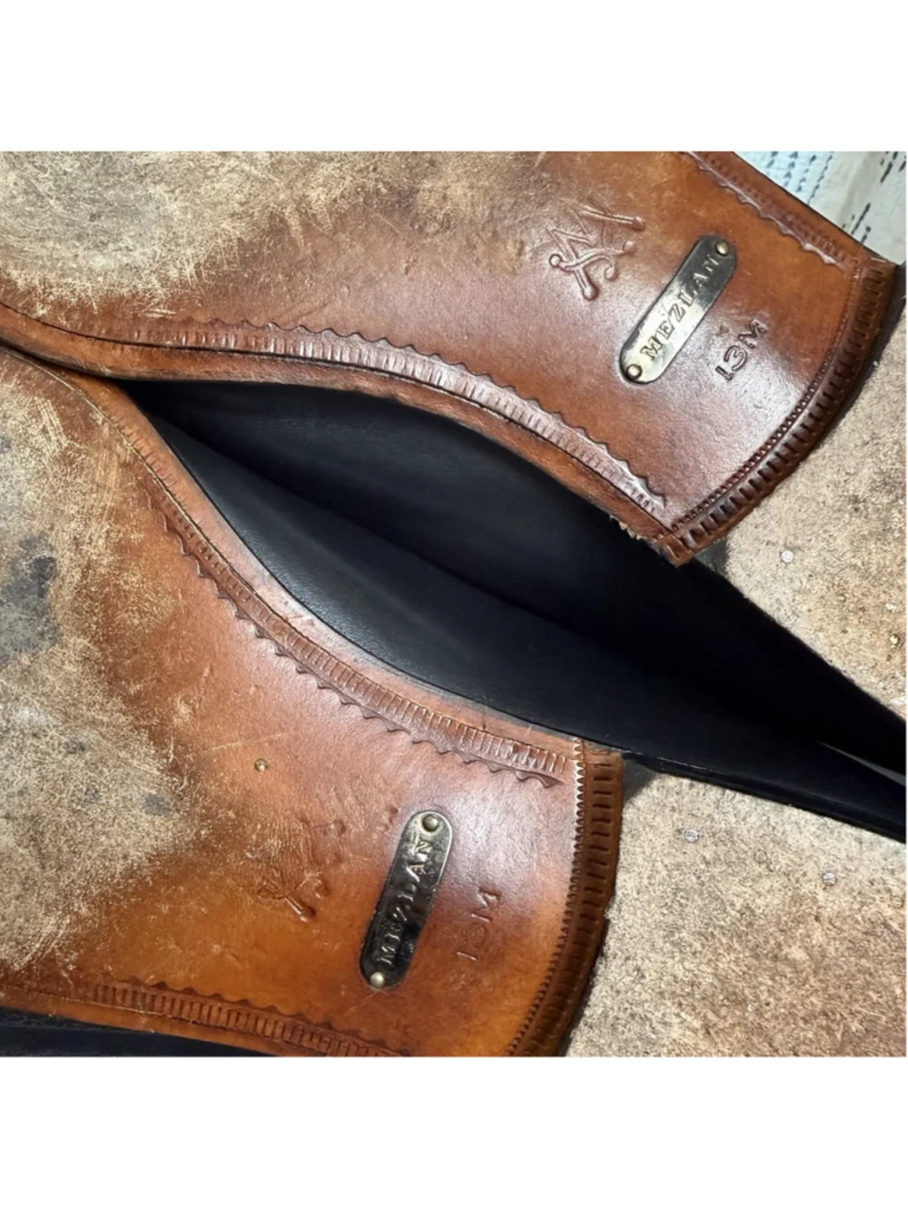 Mezlan sophisticated classic